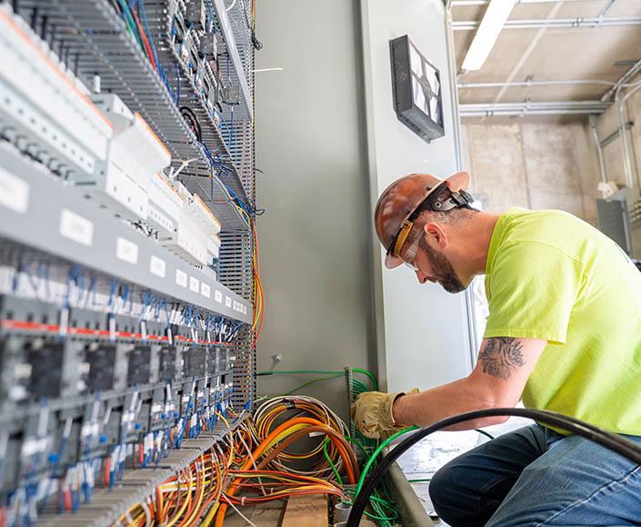 MANUFACTURING PROCESS CONTROLS & PLCS